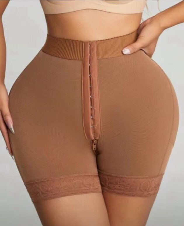 Low Waist Front Zip Shorts